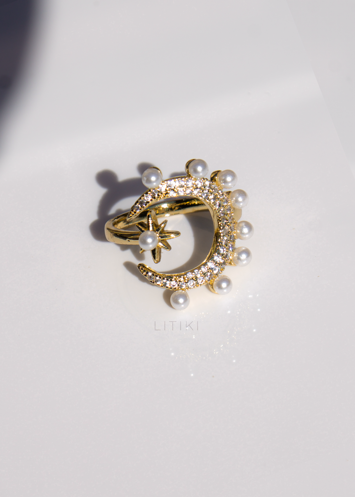 Moon crescent ring