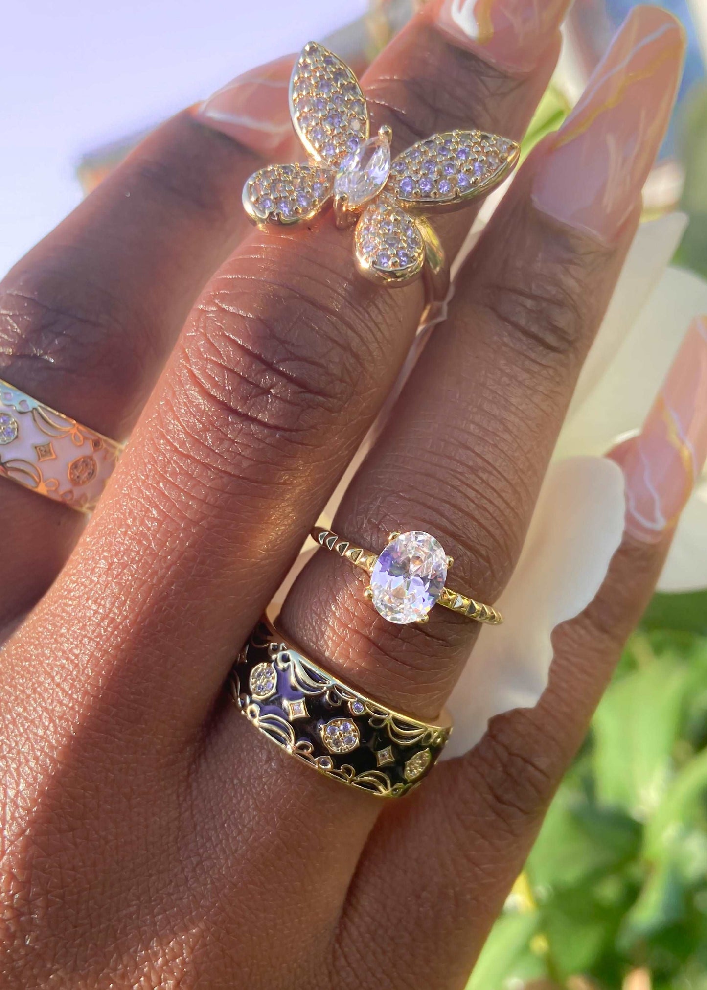 minimalist diamond ring,Oval minimalist ring Gold ring, minimalist ring, minimalist rings stacking gold, minimalist ring aesthetic, Moissanite Solitaire ring, Diamond ring Simulant, stacking rings, engagement ring, fake diamond ring that looks real, litiki rings, like jewelry, gifts for her,