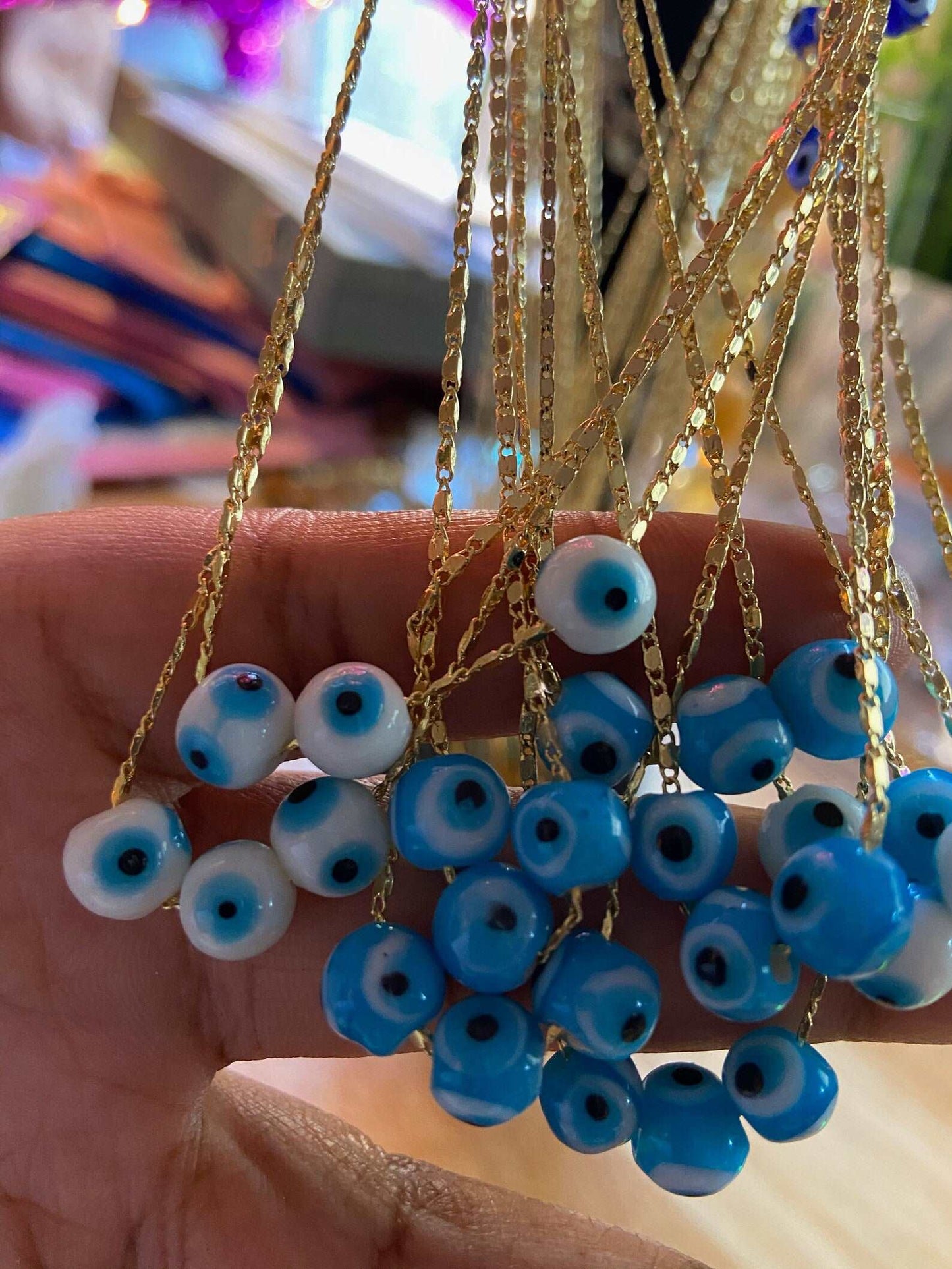 3 eye'd choker
